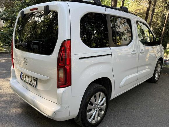 2024 COMBO ULTIMATE 73.000 KM BOYASIZ CAM TAVAN