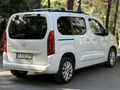 2024 COMBO ULTIMATE 73.000 KM BOYASIZ CAM TAVAN