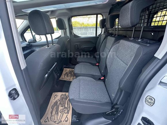 YATAĞAN KARDEŞLER OTODAN 2025 OPEL COMBO CAM TAVAN BOYASIZ 28KM