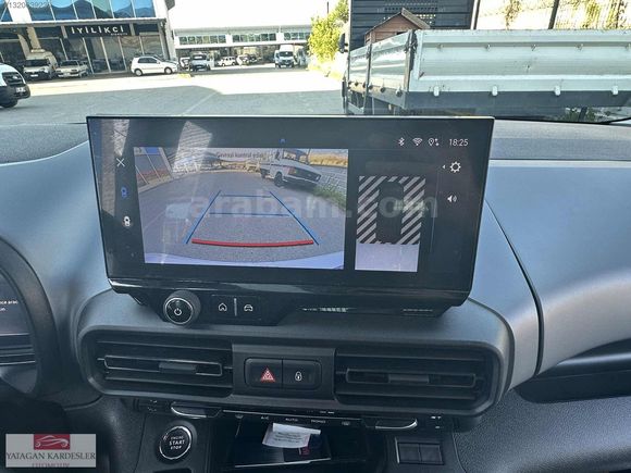 YATAĞAN KARDEŞLER OTODAN 2025 OPEL COMBO CAM TAVAN BOYASIZ 28KM