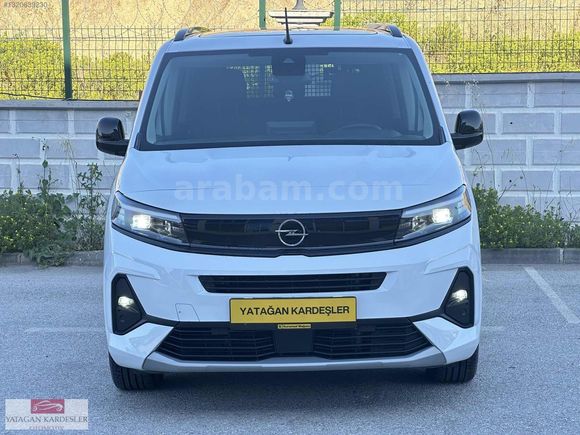 YATAĞAN KARDEŞLER OTODAN 2025 OPEL COMBO CAM TAVAN BOYASIZ 28KM