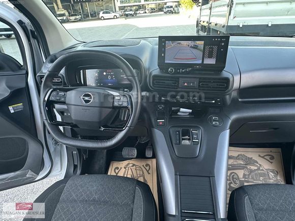 YATAĞAN KARDEŞLER OTODAN 2025 OPEL COMBO CAM TAVAN BOYASIZ 28KM