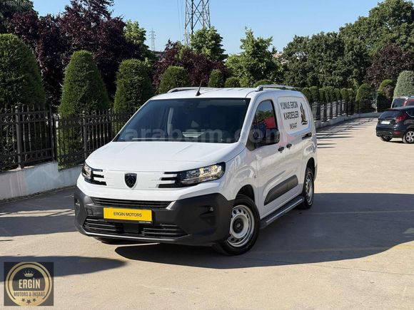 ERGİN MOTORS'2025 5 BİN KM UZUN OTOMATİK HATASIZ BOYASIZ %20 KDV