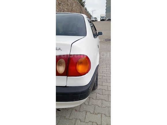 Sahibinden Toyota Corolla 1.3 ECO 1999 Model
