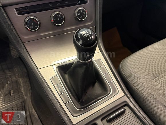 **K.K 12 AY TAKSİT İMKANI** TEKBAŞ MALTEPE' DEN VOLKSWAGEN GOLF