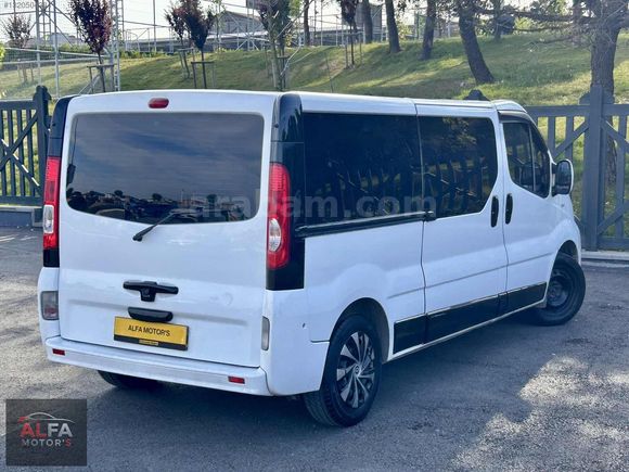 RENAULT TRAFİC // 2013 // 330 Bin Km // TERTEMİZ // BAKIMLI