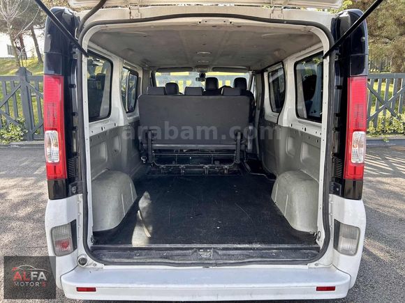 RENAULT TRAFİC // 2013 // 330 Bin Km // TERTEMİZ // BAKIMLI