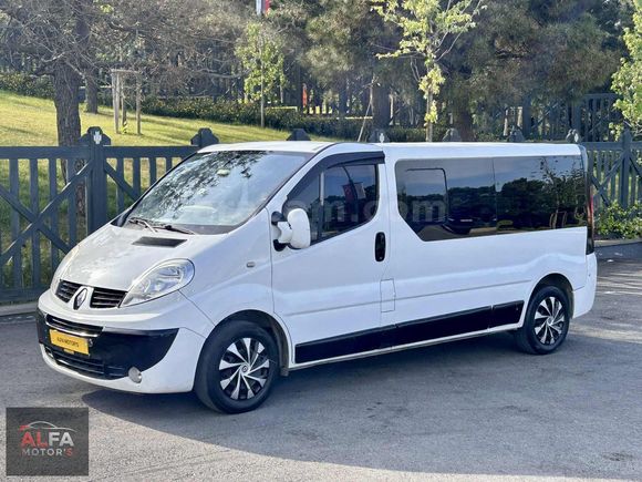 RENAULT TRAFİC // 2013 // 330 Bin Km // TERTEMİZ // BAKIMLI