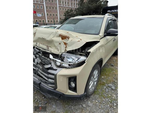 2023 Musso Grand Otomatik Makyajlı Kasa