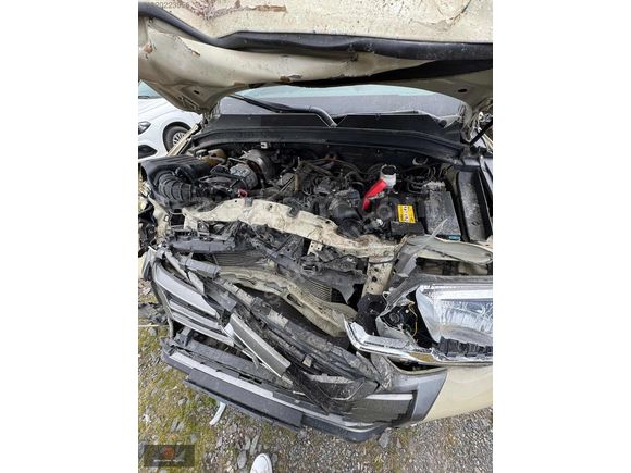 2023 Musso Grand Otomatik Makyajlı Kasa