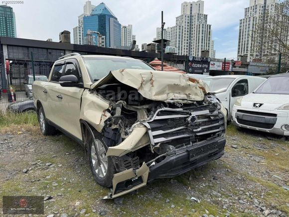 2023 Musso Grand Otomatik Makyajlı Kasa