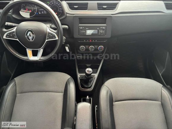 "CLK_Premium_cars"-2021_EXPRESS_1.5_TOUCH_HATASIZ_32.KM'DE