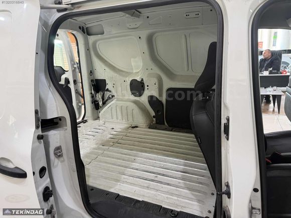 TEKİNDAĞ'DAN SENETLİ KREDİLİ SATIŞ 2023 EXPRESS 1.5 JOY PANELVAN