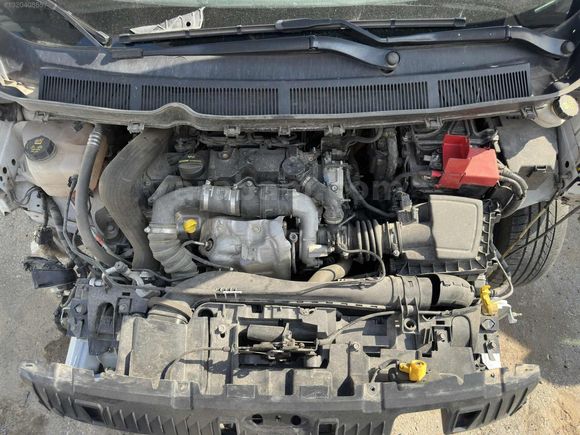 2022 FORD COURİER PLAKALI RUHSATLI MUAYNELİ