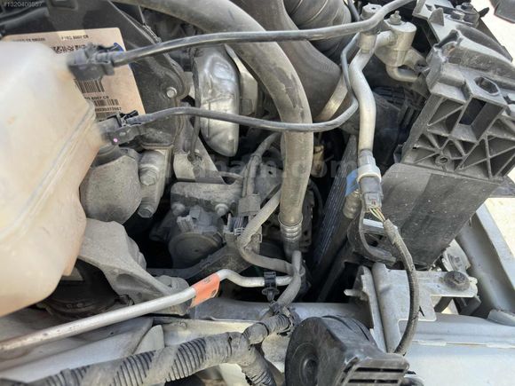 2022 FORD COURİER PLAKALI RUHSATLI MUAYNELİ