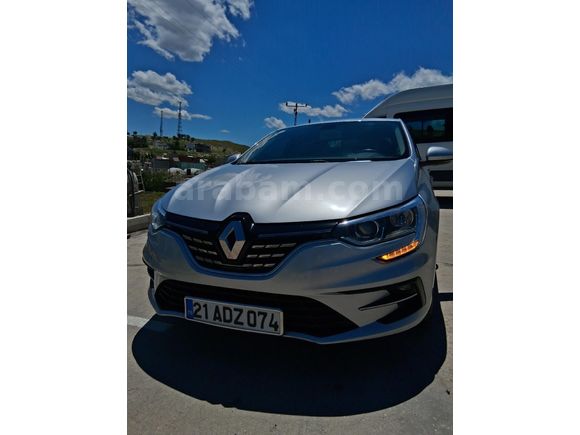 Sahibinden Renault Megane 1.3 TCe Touch 2023 Model