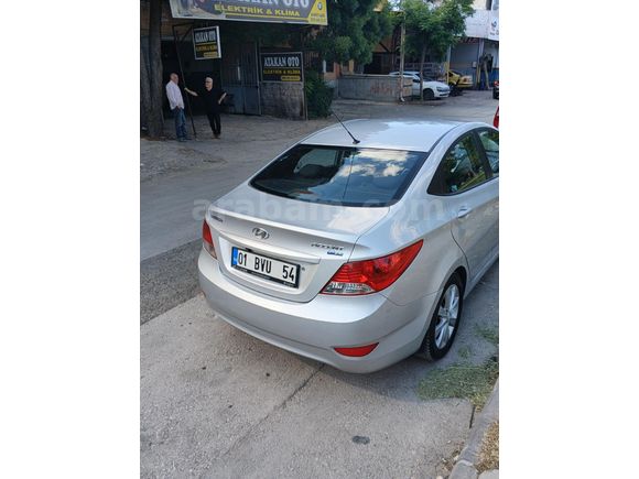 Sanayiye hiç gitmemiş Hyundai Accent blue mode plus