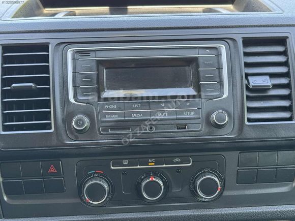 ÖZ ZAFER AUTO'DAN 2017 DÜŞÜK KM TEMİZ TRANSPORTER