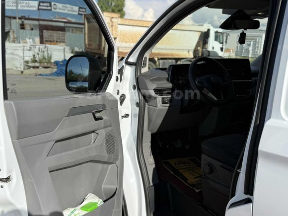2025 TRANSPORTER SIFIRDAN FARKSIZ 6 BİNDE OTOMOTİK PANELVAN