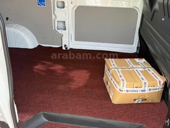 2025 TRANSPORTER SIFIRDAN FARKSIZ 6 BİNDE OTOMOTİK PANELVAN