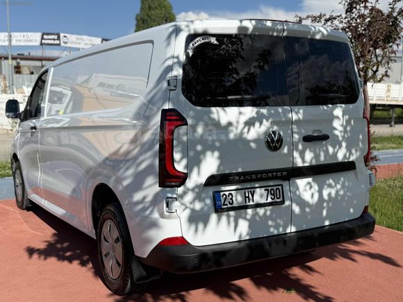 2025 TRANSPORTER SIFIRDAN FARKSIZ 6 BİNDE OTOMOTİK PANELVAN
