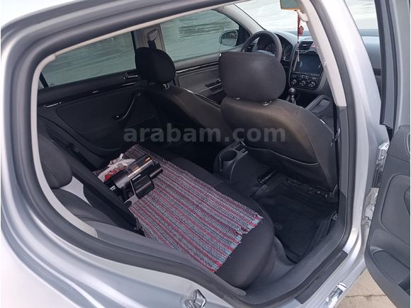 Sahibinden Volkswagen Golf 1.6 2004 Model