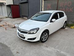 Sahibinden Opel Astra 1.6 Essentia 2012 Model  288.000 km Beyaz