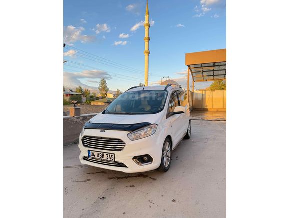 Sahibinden Ford Tourneo Courier 1.5 TDCi Titanium Plus 2020 Model 