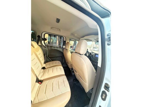 Sahibinden Ford Tourneo Courier 1.5 TDCi Titanium Plus 2020 Model 