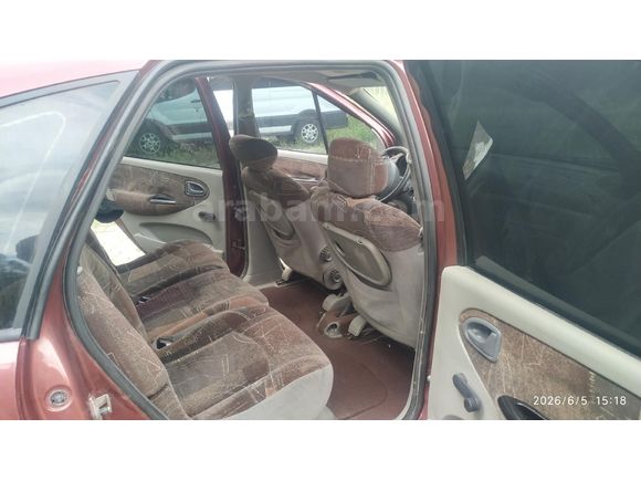 Sahibinden Renault Scenic 1.6 2000 Model