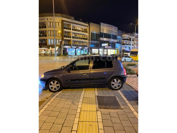 Sahibinden Renault Clio 1.4 RXT 2002 Model 