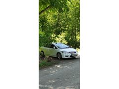 Sahibinden Honda Civic 1.6 Premium 2010 Model  235.000 km Beyaz