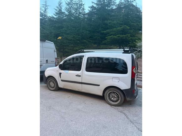 Sahibinden Renault Kangoo Multix 1.4 Authentique 2010 Model 
