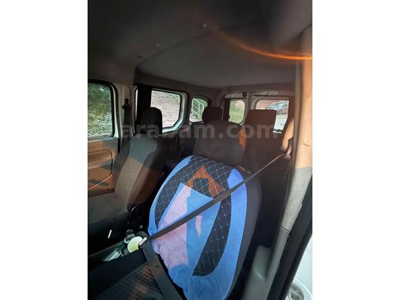 Sahibinden Renault Kangoo Multix 1.4 Authentique 2010 Model 