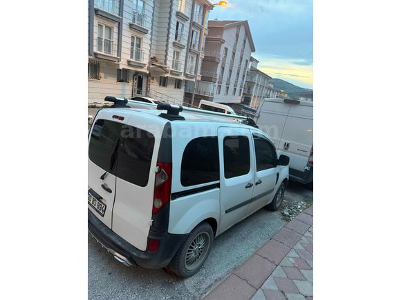 Sahibinden Renault Kangoo Multix 1.4 Authentique 2010 Model 