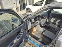 Sahibinden Hyundai Accent 1.5 CRDi  Admira 2005 Model  250.000 km Gri
