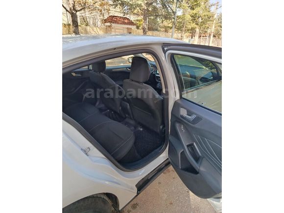 Sahibinden Ford Focus 1.5 EcoBlue Titanium Stil 2024 Model Konya