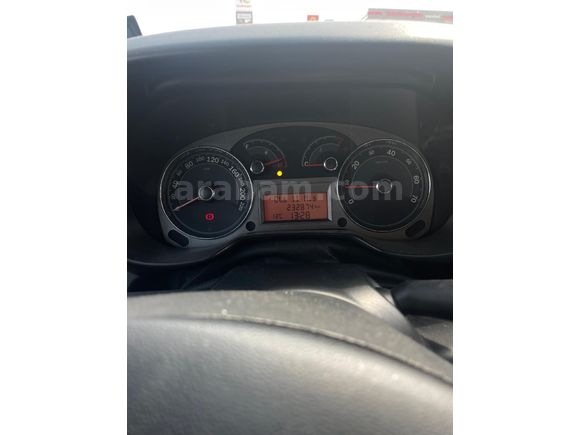 Sahibinden Fiat Linea 1.3 Multijet Active Plus 2014 Model  230.000 km Gri