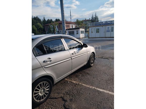 Sahibinden Hyundai Accent Era 1.5 CRDi-VGT Select 2007 Model