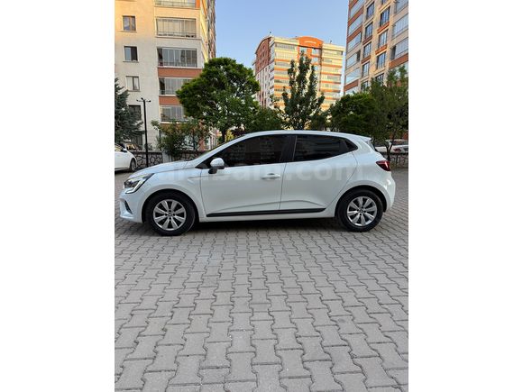 Sahibinden Renault Clio 1.0 TCe Joy 2022 Model 
