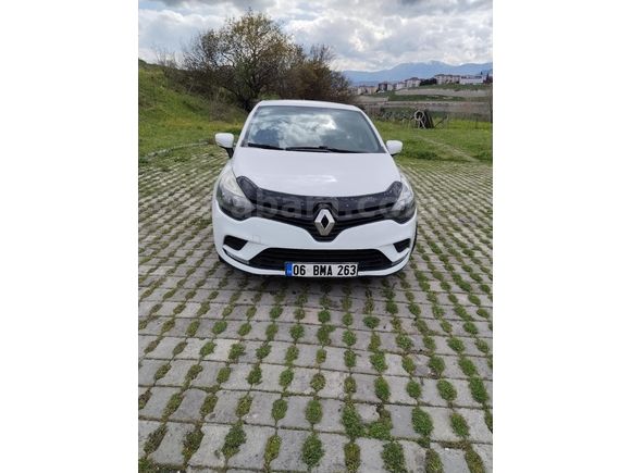 Sahibinden Renault Clio 1.5 dCi Joy 2016 Model  136.000 km Beyaz