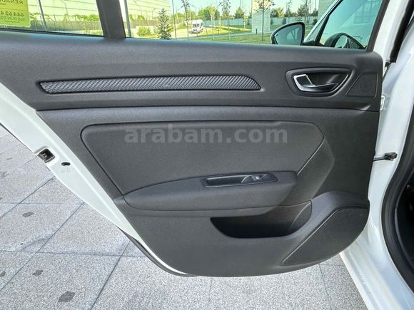 Memurdan Megane 1.3 TCe Joy Comfort 2022 Model 