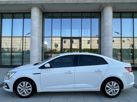 Memurdan Megane 1.3 TCe Joy Comfort 2022 Model 