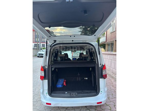 Sahibinden Ford Tourneo Courier 1.5 TDCi Titanium Plus 2020 Model