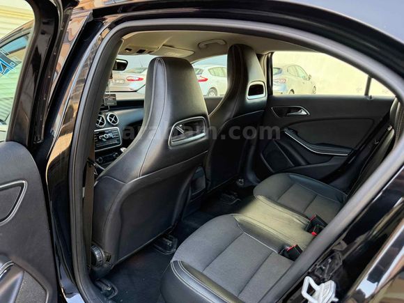 2014 MERCEDES A180 DİZEL MANUEL STYLE ORJ.