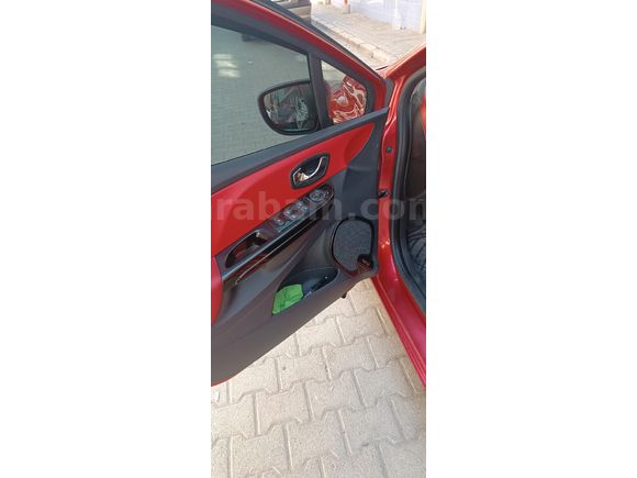 Sahibinden Renault Clio 1.2 16 v icon paket 2012 model