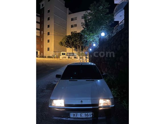 Sahibinden Renault R 9 1.4 Broadway 1993 Model 