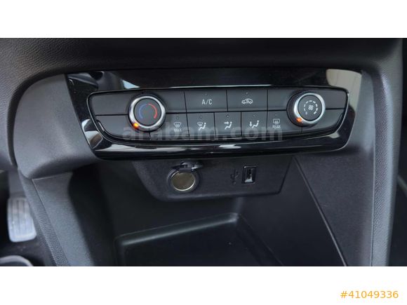 TASPINAR/1.2T/CIFT RENK/CAM TAVAN//DUSUK KM/CEK/TAKSIT/SENET/