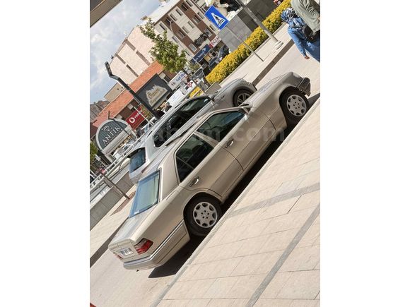 Sahibinden Mercedes - Benz E 200 1994 Model 