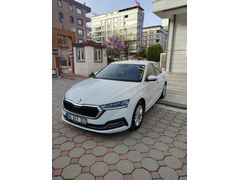 Sahibinden Skoda Octavia 1.5 e-Tec Elite 2021 Model  69.000 km Beyaz